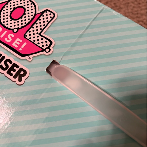 NEW IN BOX! LOL Surprise 3-in-1 Party Cruiser with Surprise Pool - New 2021 - Picture 11 of 11